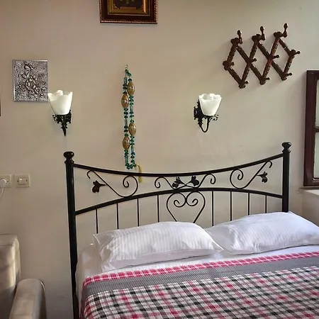 Cunda Zehra Teyzenin Evi 3* Ayvalı