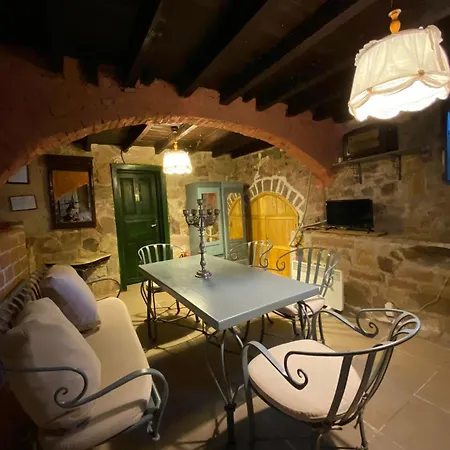 Cunda Zehra Teyzenin Evi