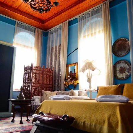 Cunda Zehra Teyzenin Evi