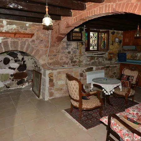 Konukevi Cunda Zehra Teyzenin Evi 3*